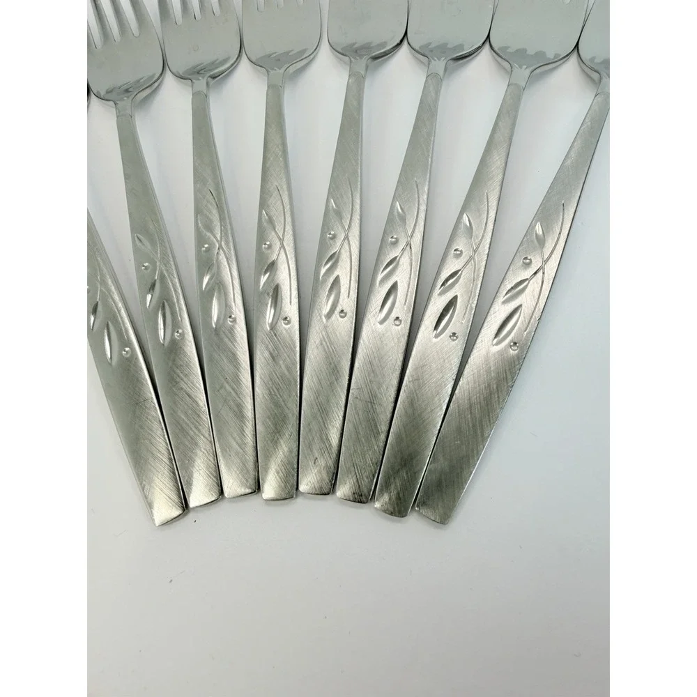Lot of 8 Oneida Will O' Wisp Cube Stainless Salad Forks 6 3/4